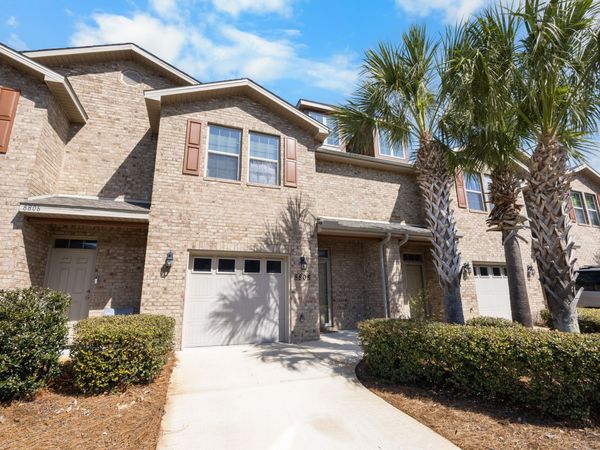 8808 Brown Pelican Circle, Navarre, FL 32566