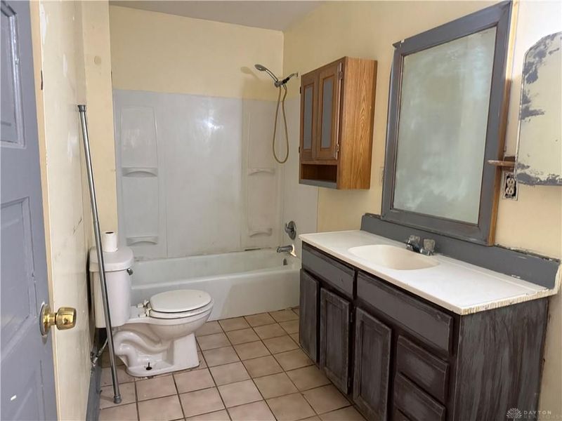 70 Park Drive, Dayton, OH 45410 Photo 9