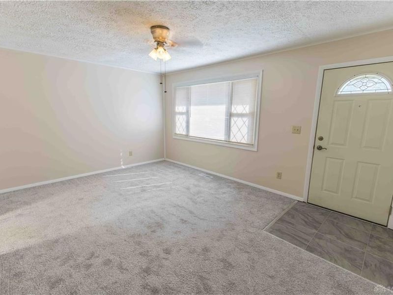 818 Flintridge Drive, Fairborn, OH 45324 Photo 4