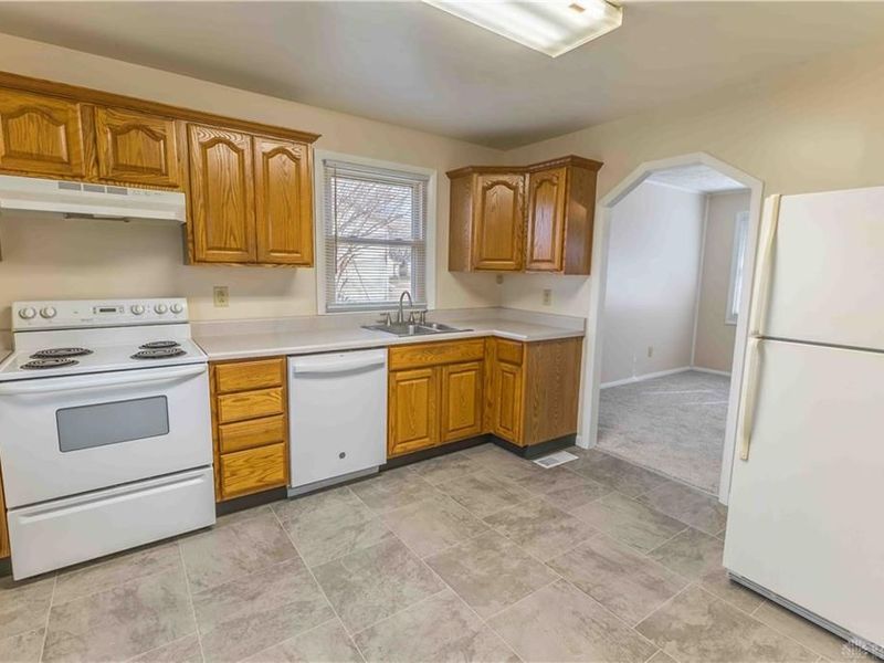 818 Flintridge Drive, Fairborn, OH 45324 Photo 7