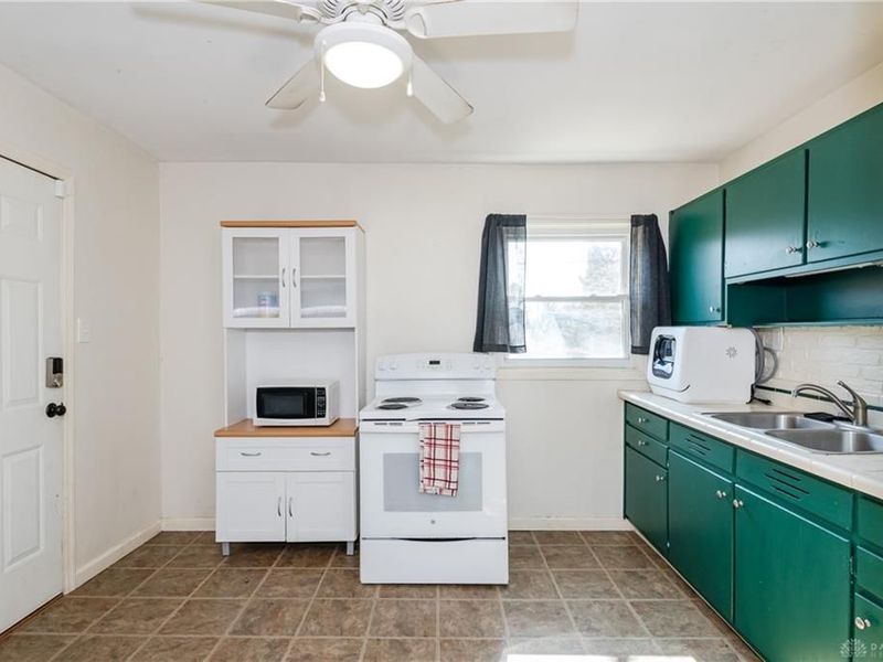 1912 Tuttle Avenue, Dayton, OH 45403 Photo 10