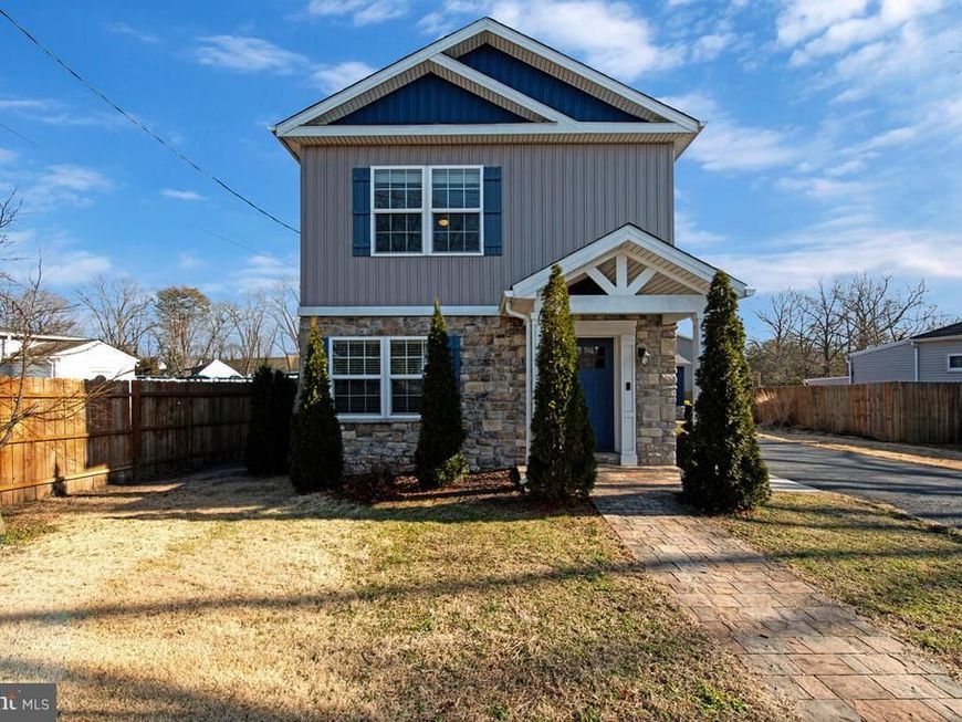 941 8th Street, Pasadena, MD 21122 Main Photo