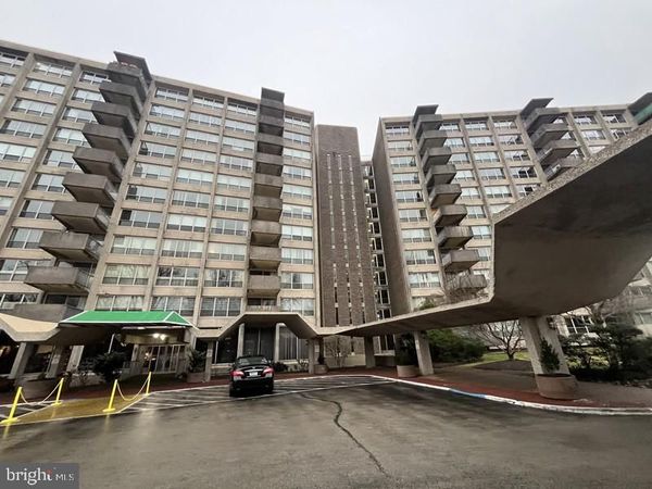 1001 CITY AVENUE, Unit E-404, WYNNEWOOD, PA 19096