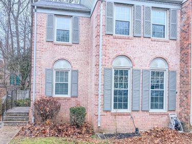 10321 HAMPSHIRE GREEN AVENUE, FAIRFAX, VA 22032