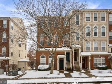 5031 ANCHORSTONE DRIVE, Unit 5031, WOODBRIDGE, VA 22192