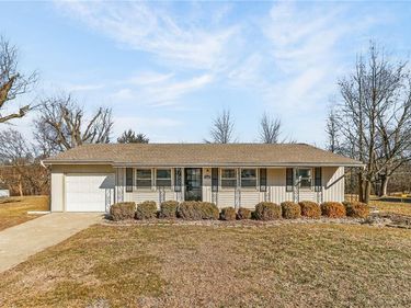 1407 W Main Terrace, Savannah, MO 64485