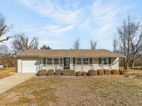 1407 W Main Terrace, Savannah, MO 64485