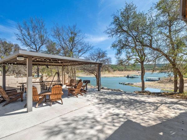 2903 Oak Ridge DR, Spicewood, TX 78669