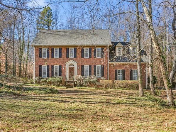 3906 Badenridge Court , Greensboro, NC 27407