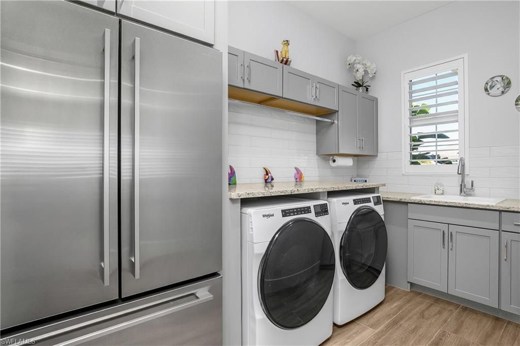 17424 Blue Sapphire Dr, Fort Myers, FL 33913 Photo