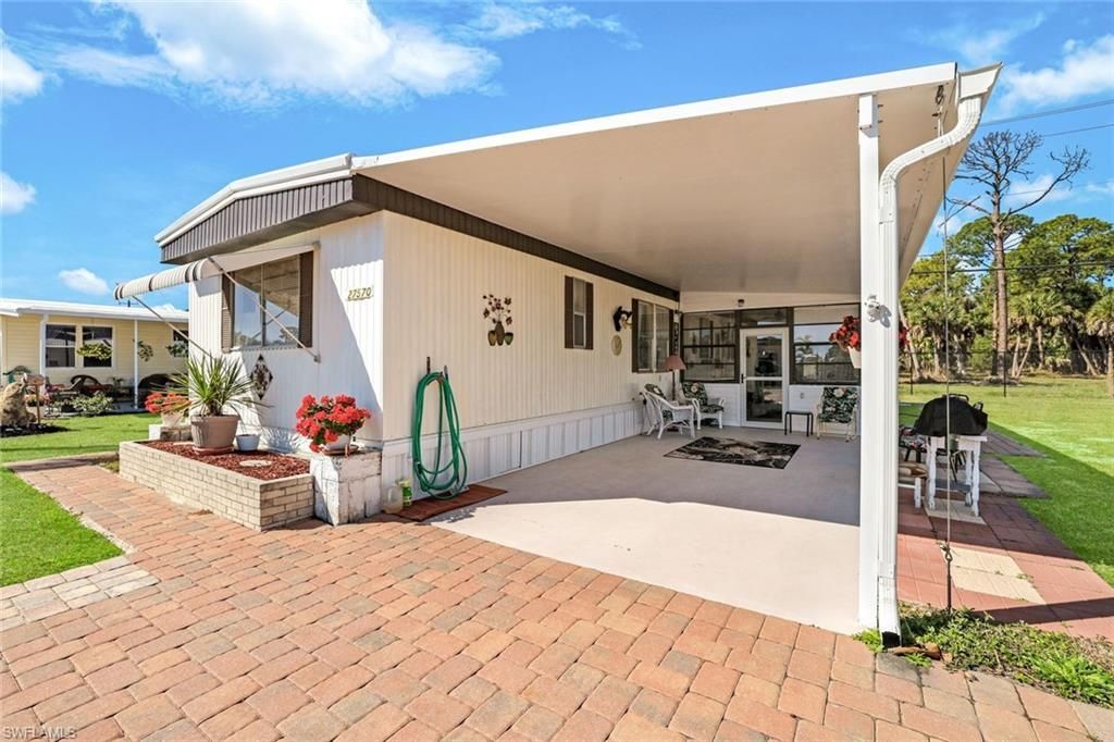 27570 Hoenie Dr, Bonita Springs, FL 34135 Photo