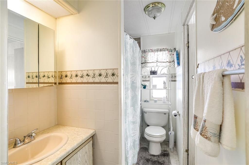 27570 Hoenie Dr, Bonita Springs, FL 34135 Photo