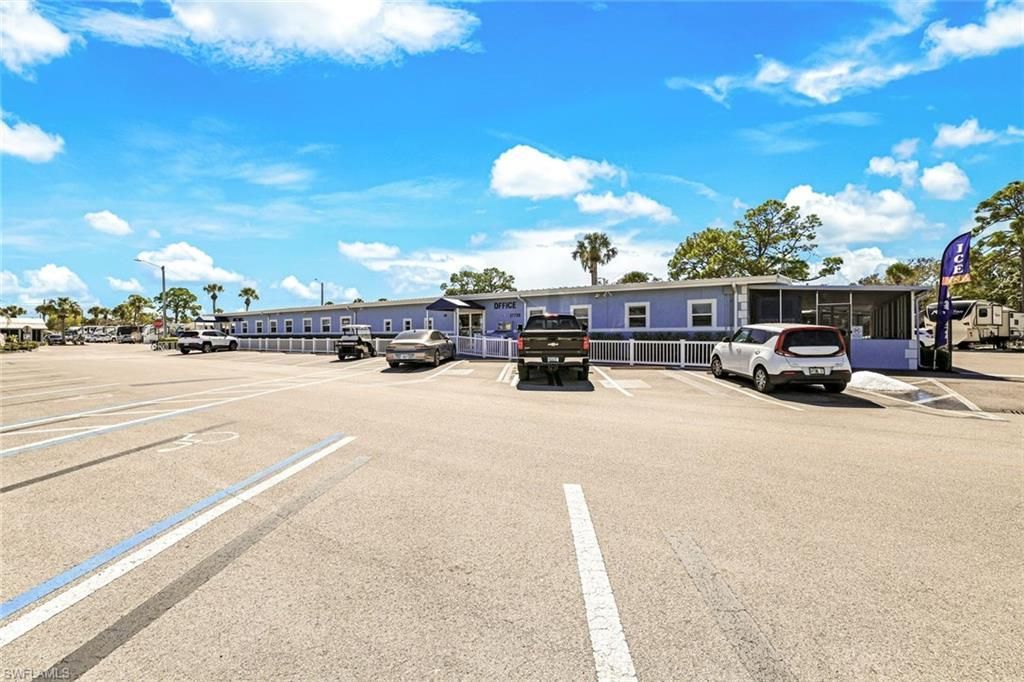 27570 Hoenie Dr, Bonita Springs, FL 34135 Photo