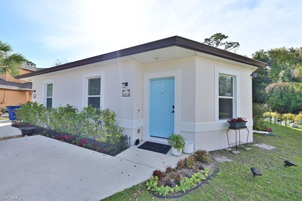 8510 Tamara Ct, Bonita Springs, FL 34135 Photo