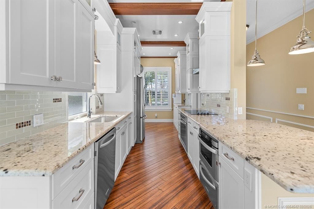 2318 SW Mayflower Drive, Palm City, FL 34990 Photo