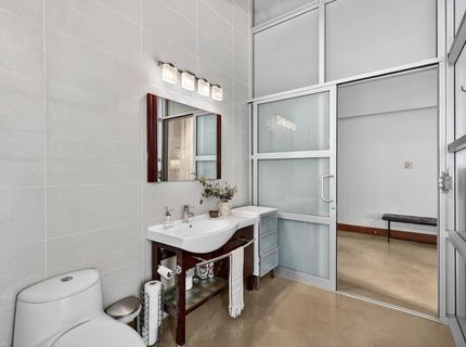 1725 14th St. #202, Unit 202, Sacramento, CA 95811 Photo