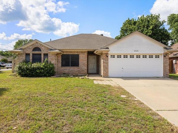1526 Berry Patch Lane, Granbury, TX 76048