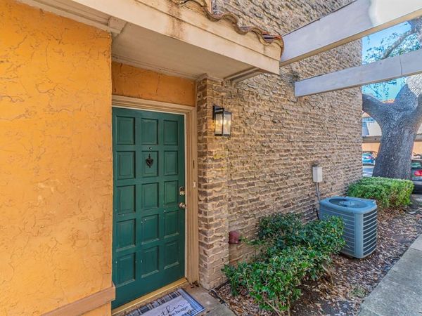 875 Dublin Drive, Unit B, Richardson, TX 75080