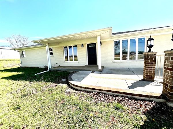 8691 Russellville Road, Bowling Green, KY 42101