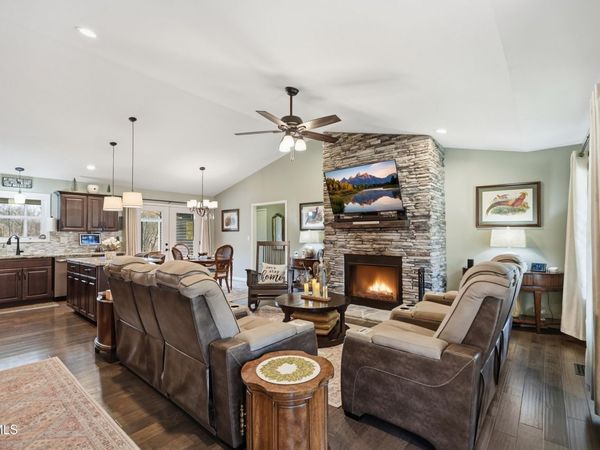 910 Kitchen Branch Road, Greeneville, TN 37743