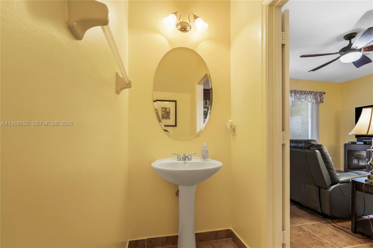 4870 Bonsai Cir , Unit 106, Palm Beach Gardens, FL 33418 Photo