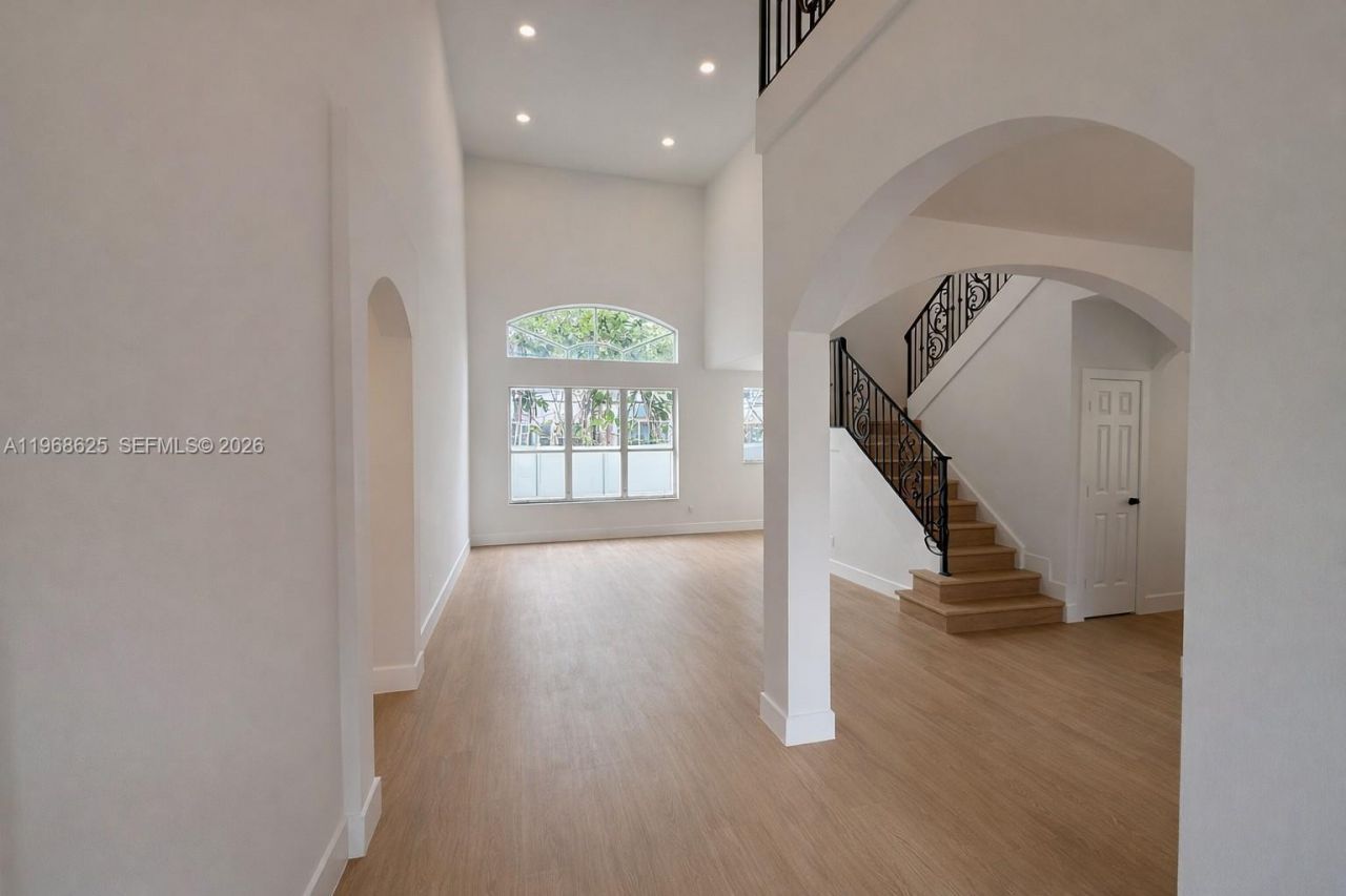 357 SW 188th Ter, Pembroke Pines, FL 33029 Photo