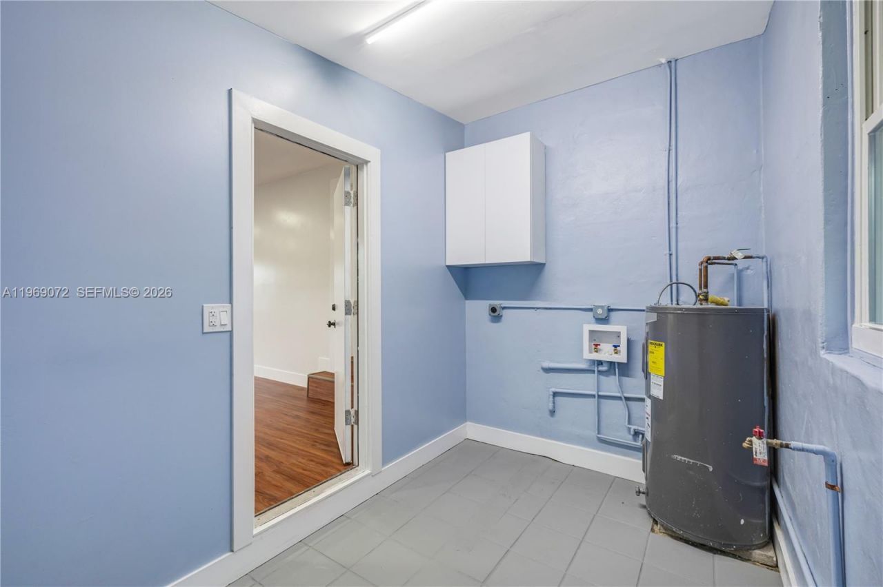 2520 NW 108th St, Miami, FL 33167 Photo