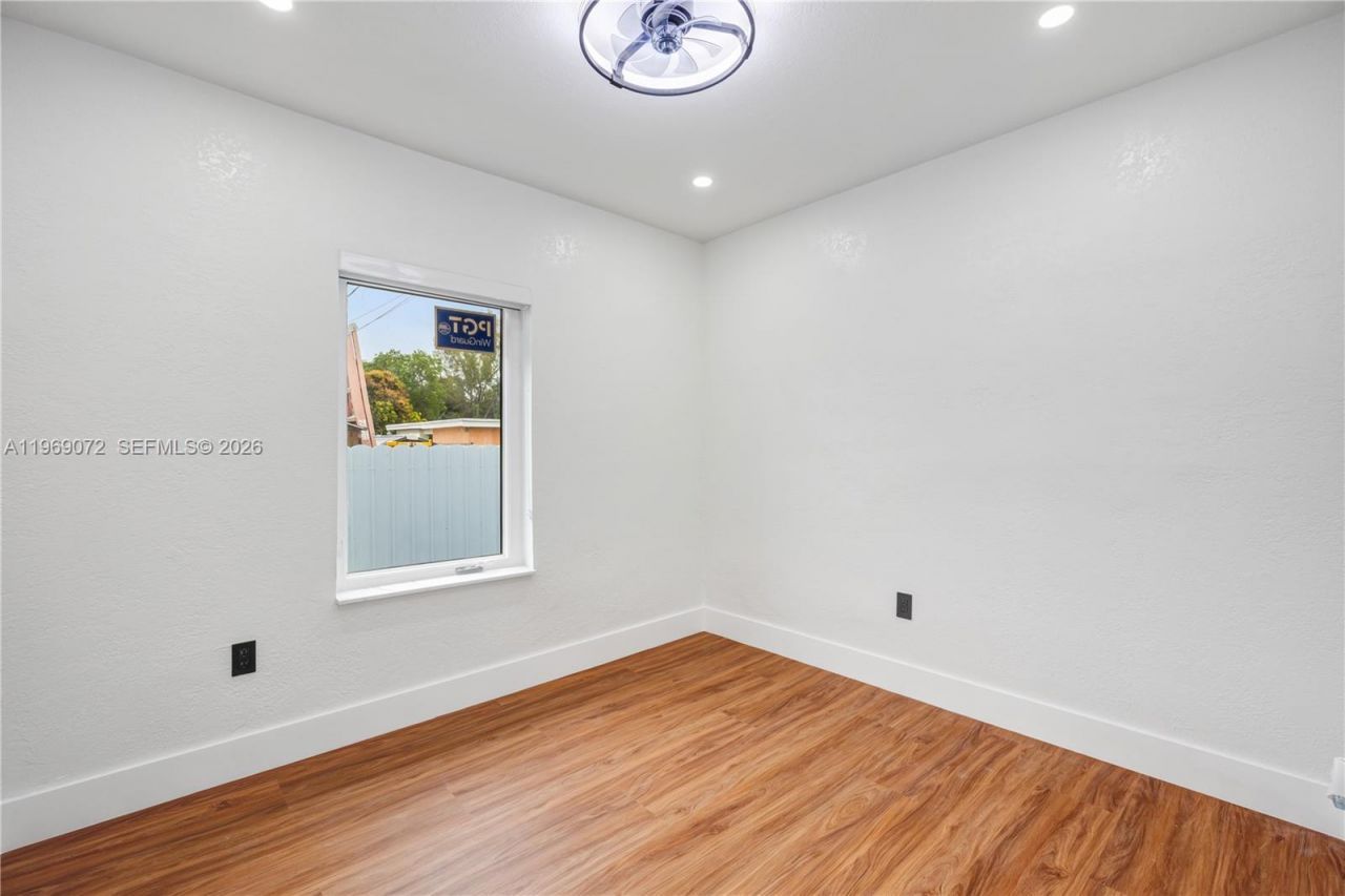 2520 NW 108th St, Miami, FL 33167 Photo