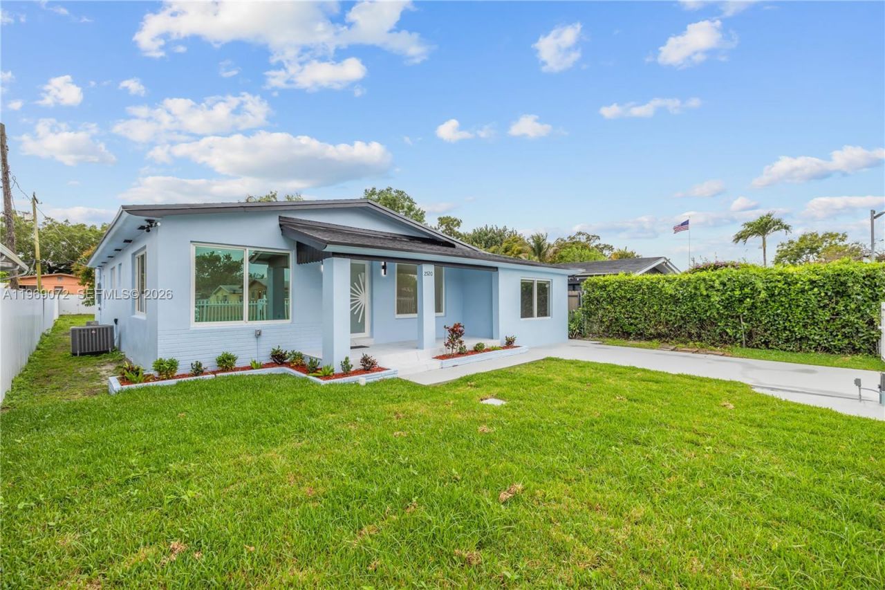 2520 NW 108th St, Miami, FL 33167 Photo