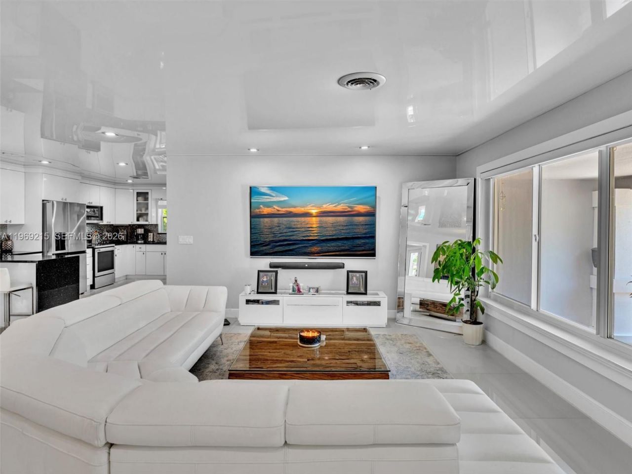 5121 NE 30th Ter , Lighthouse Point, FL 33064 Photo