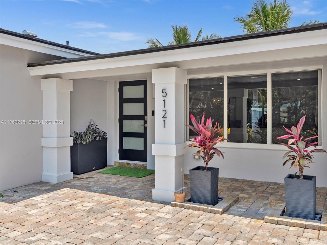 5121 NE 30th Ter , Lighthouse Point, FL 33064 Photo