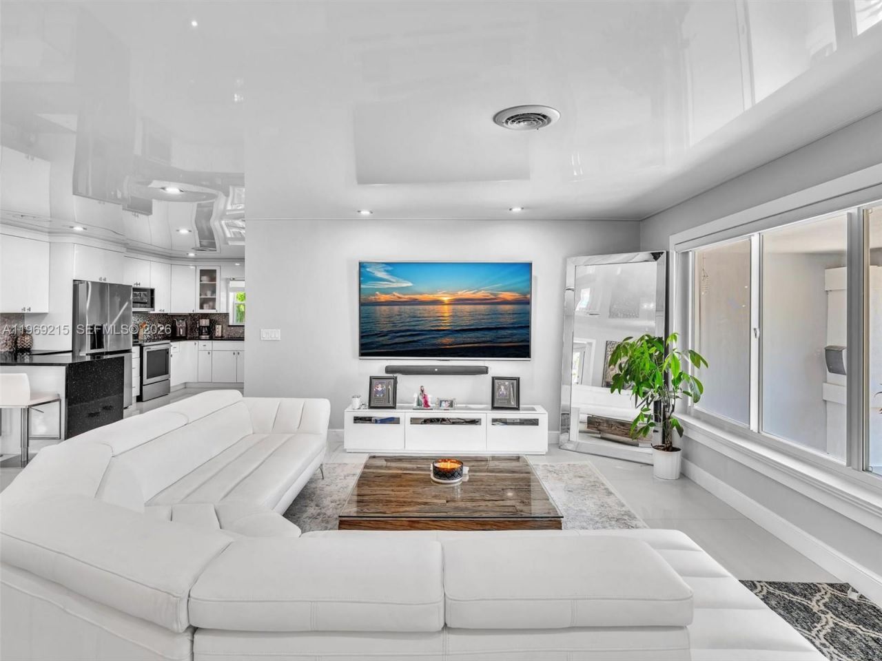 5121 NE 30th Ter , Lighthouse Point, FL 33064 Photo