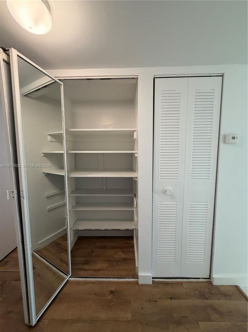 7900 Tatum Waterway Dr , Unit 506, Miami Beach, FL 33141 Photo