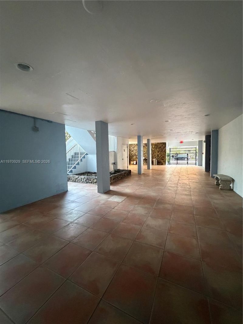 7900 Tatum Waterway Dr , Unit 506, Miami Beach, FL 33141 Photo