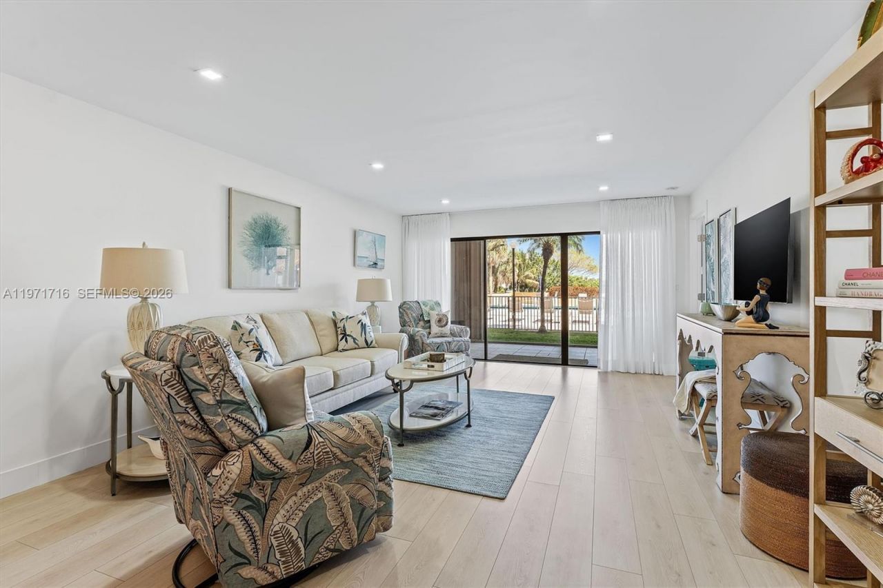 1030 Us Highway 1 , Unit 112, North Palm Beach, FL 33408 Photo