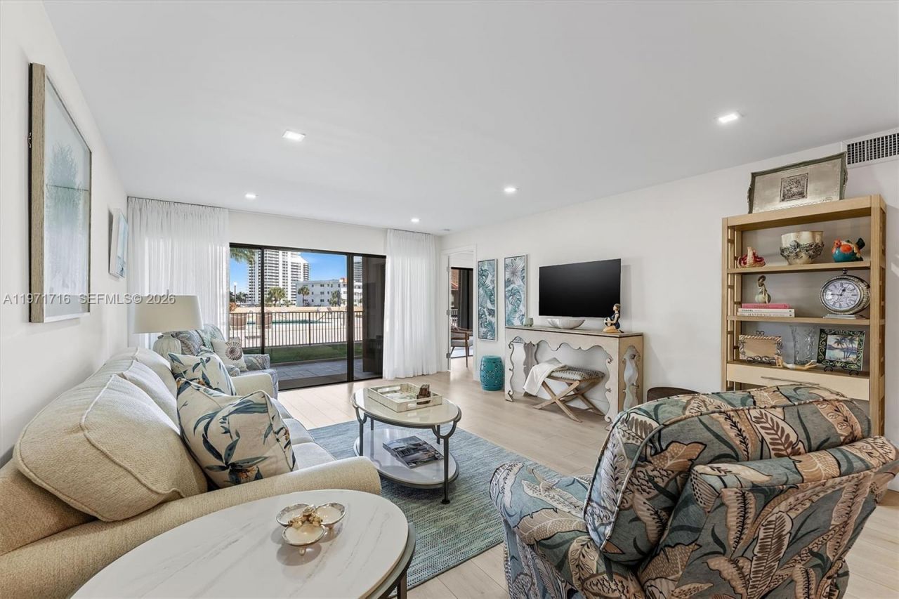 1030 Us Highway 1 , Unit 112, North Palm Beach, FL 33408 Photo