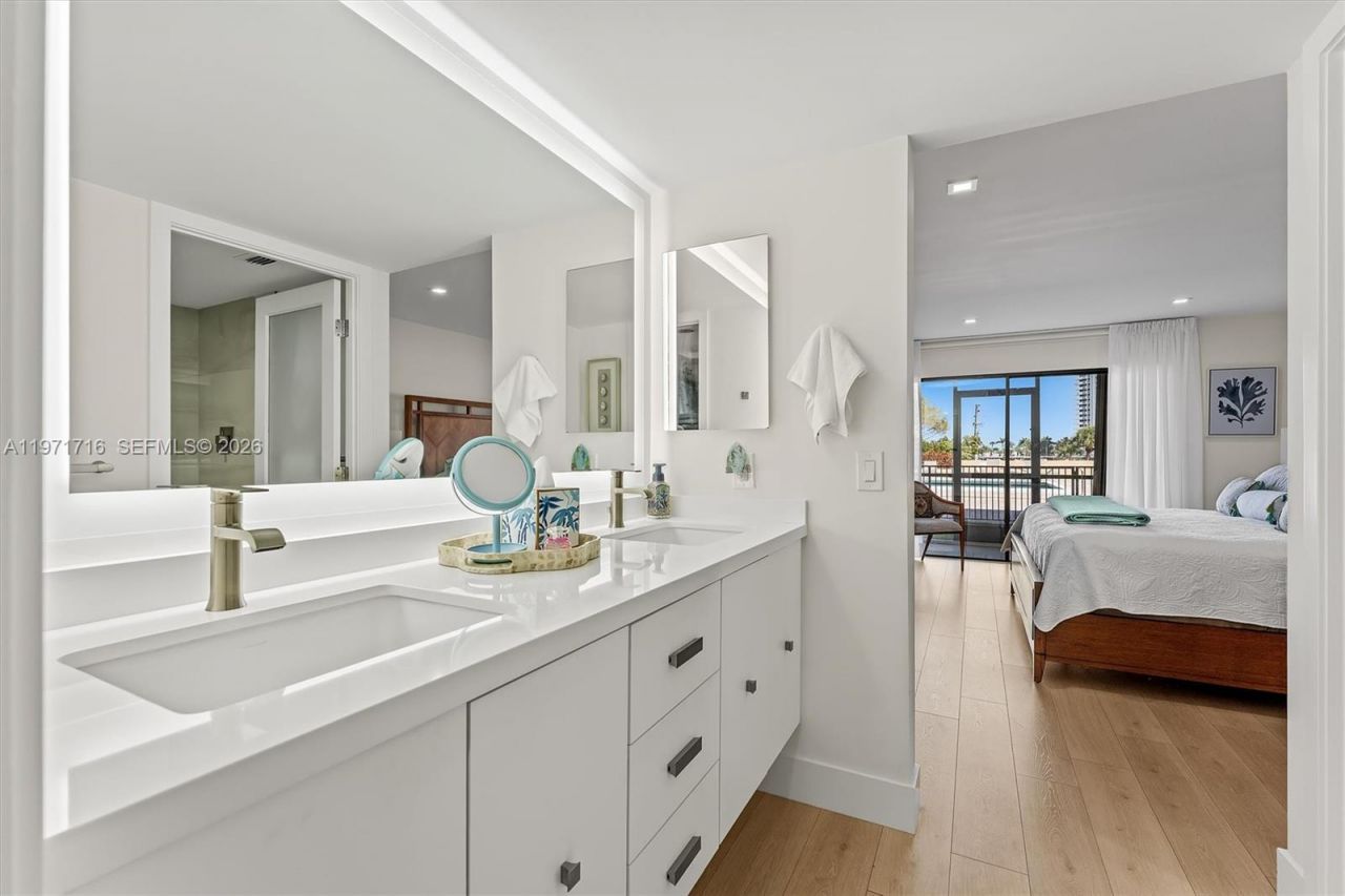 1030 Us Highway 1 , Unit 112, North Palm Beach, FL 33408 Photo