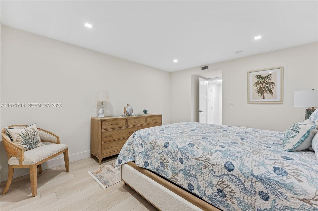 1030 Us Highway 1 , Unit 112, North Palm Beach, FL 33408 Photo