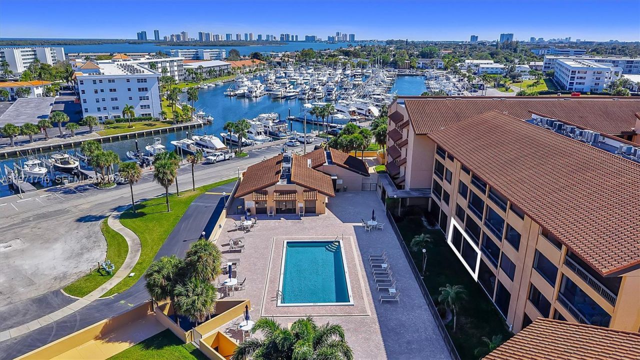 1030 Us Highway 1 , Unit 112, North Palm Beach, FL 33408 Photo