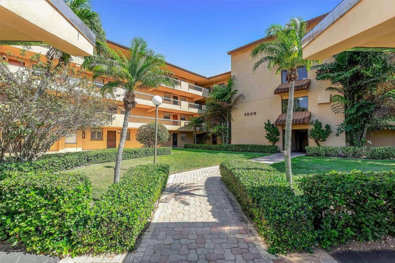 1030 Us Highway 1 , Unit 112, North Palm Beach, FL 33408 Photo