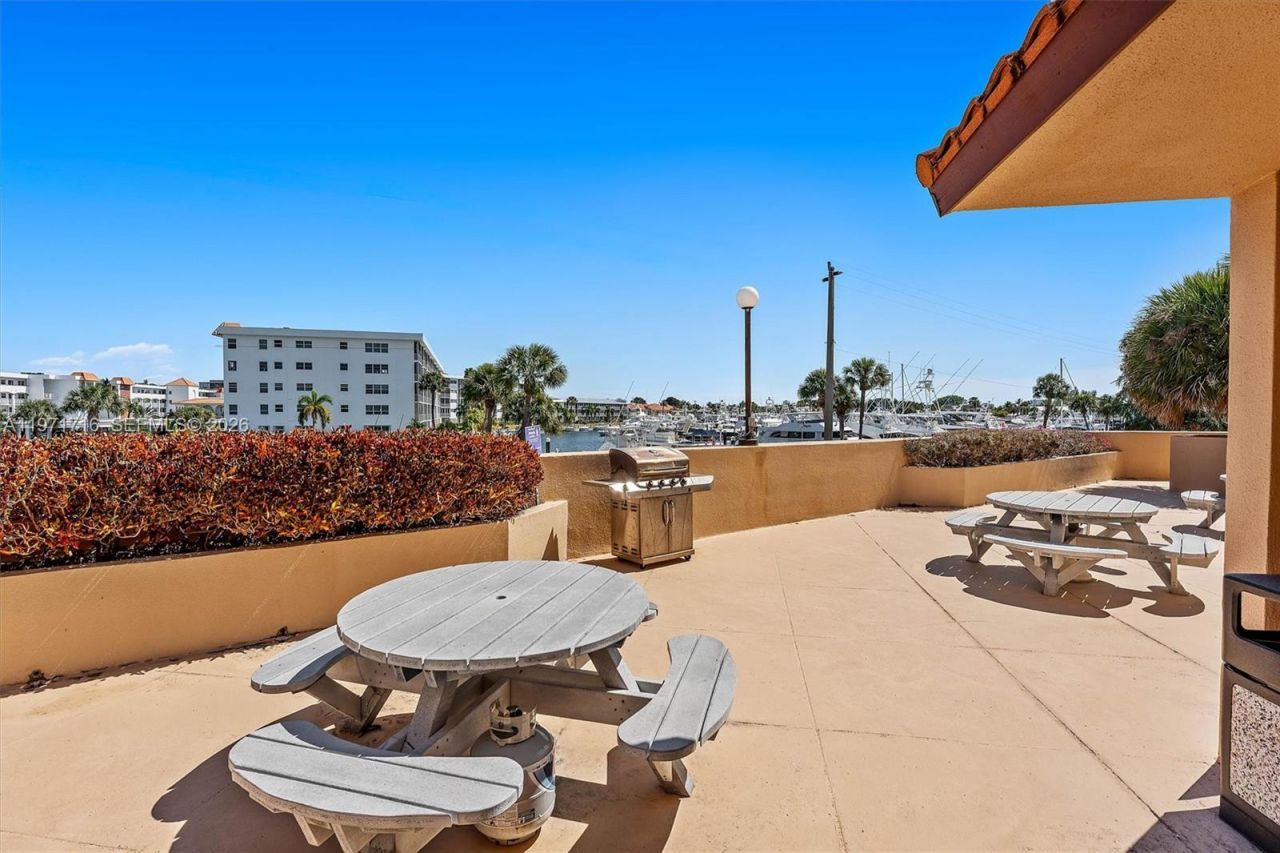 1030 Us Highway 1 , Unit 112, North Palm Beach, FL 33408 Photo