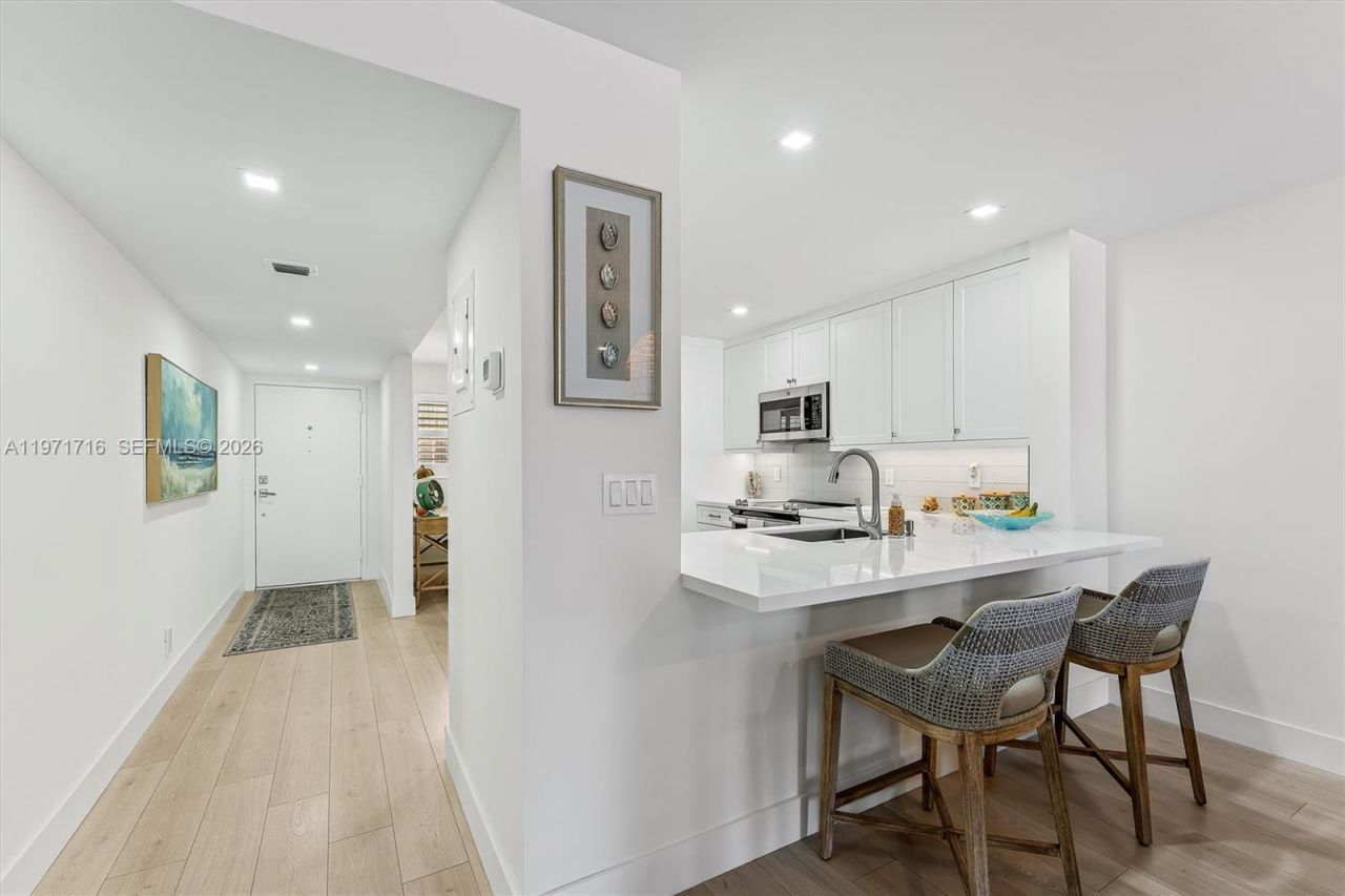 1030 Us Highway 1 , Unit 112, North Palm Beach, FL 33408 Photo