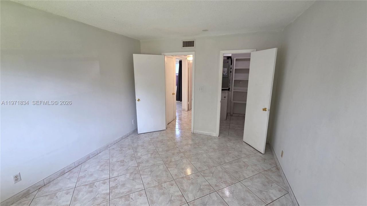 2420 Johnson St , Unit 104, Hollywood, FL 33020 Photo