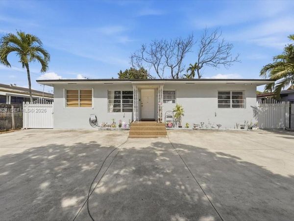 511 E 27th St , Hialeah, FL 33013
