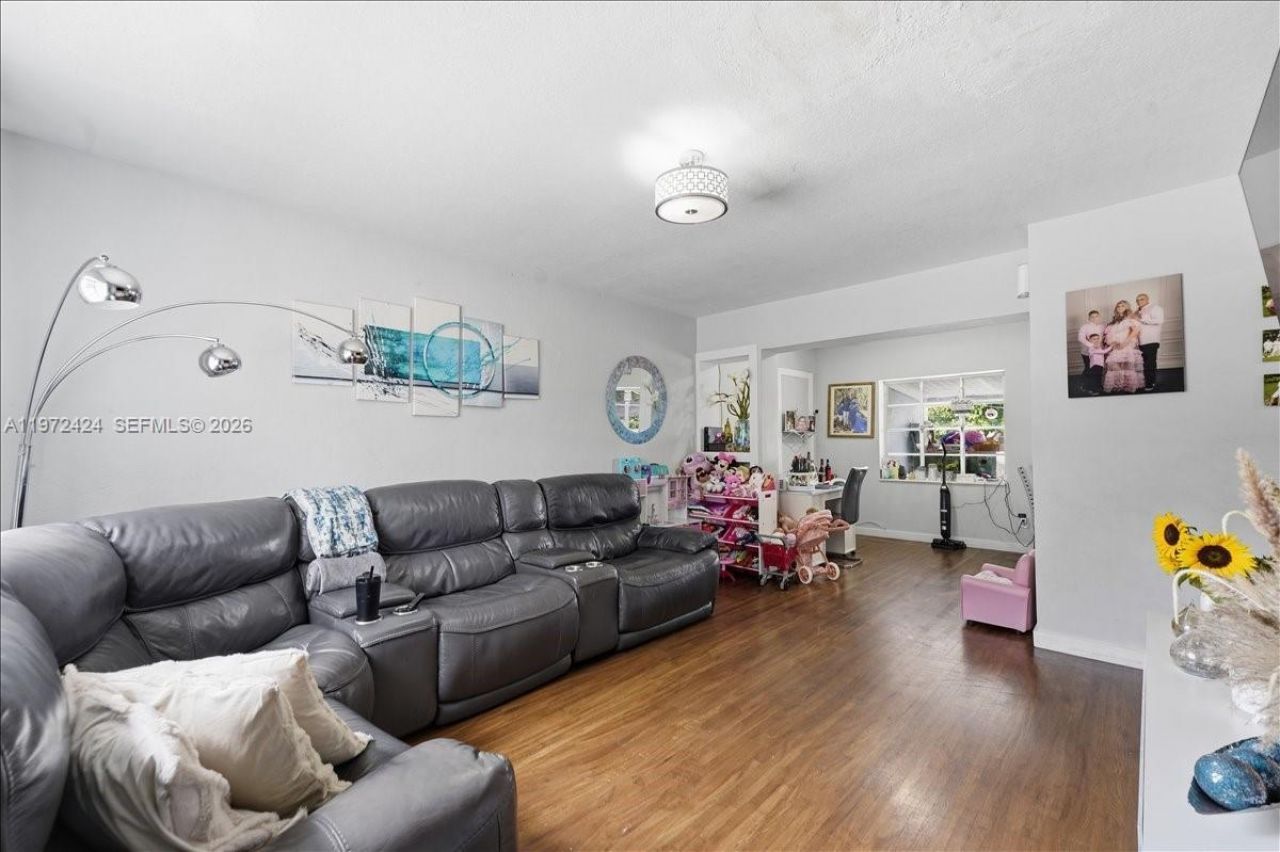 511 E 27th St , Hialeah, FL 33013 Photo