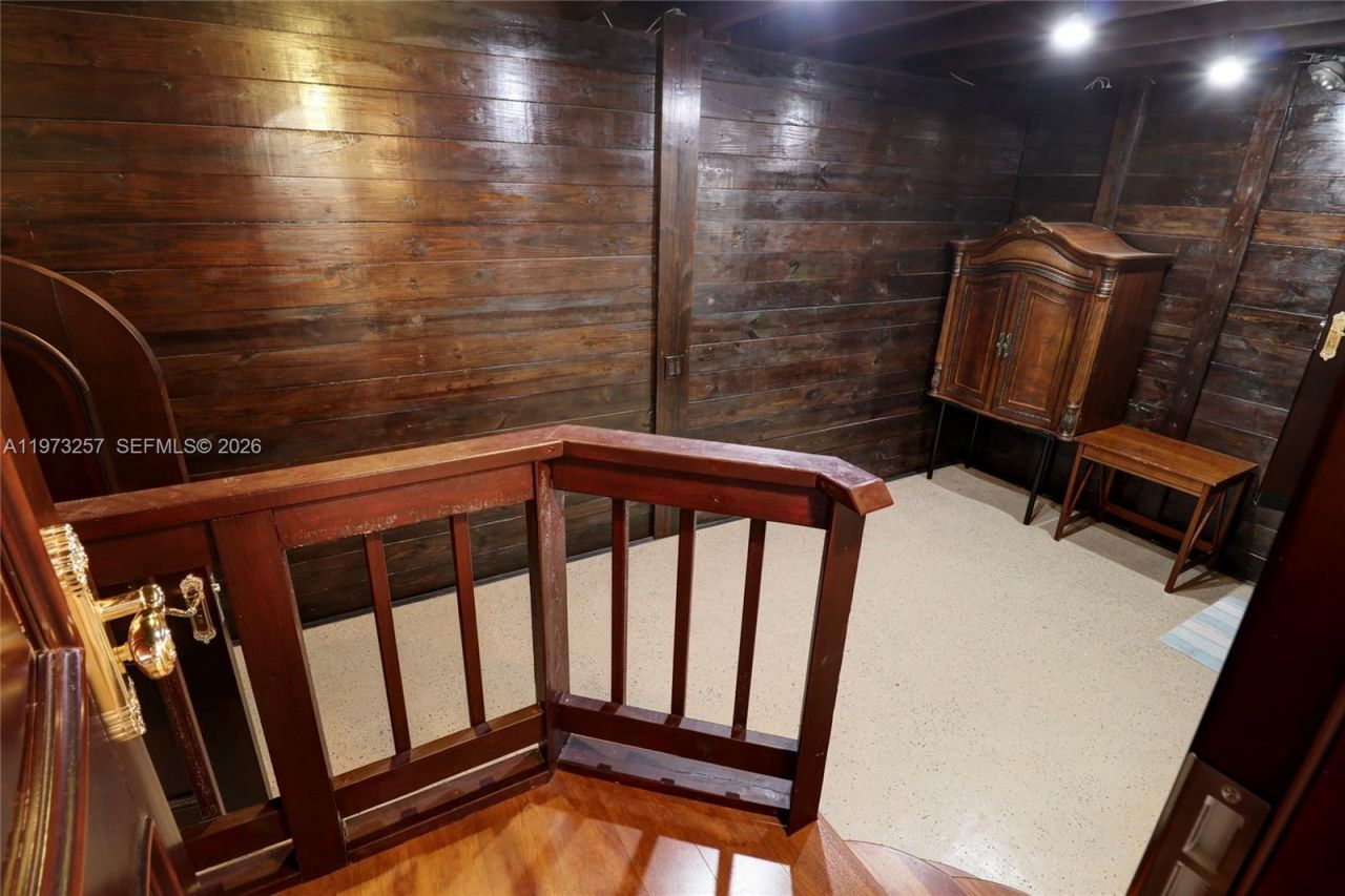 550 Quail Ave , Miami Springs, FL 33166 Photo