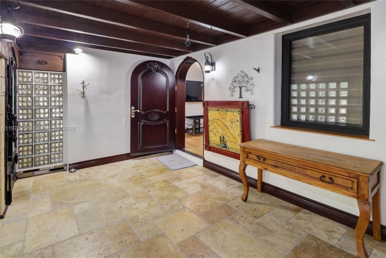 550 Quail Ave , Miami Springs, FL 33166 Photo