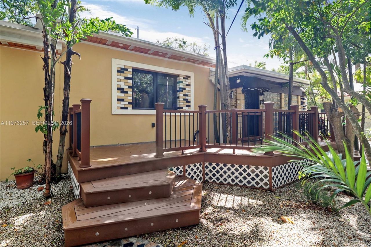 550 Quail Ave , Miami Springs, FL 33166 Photo