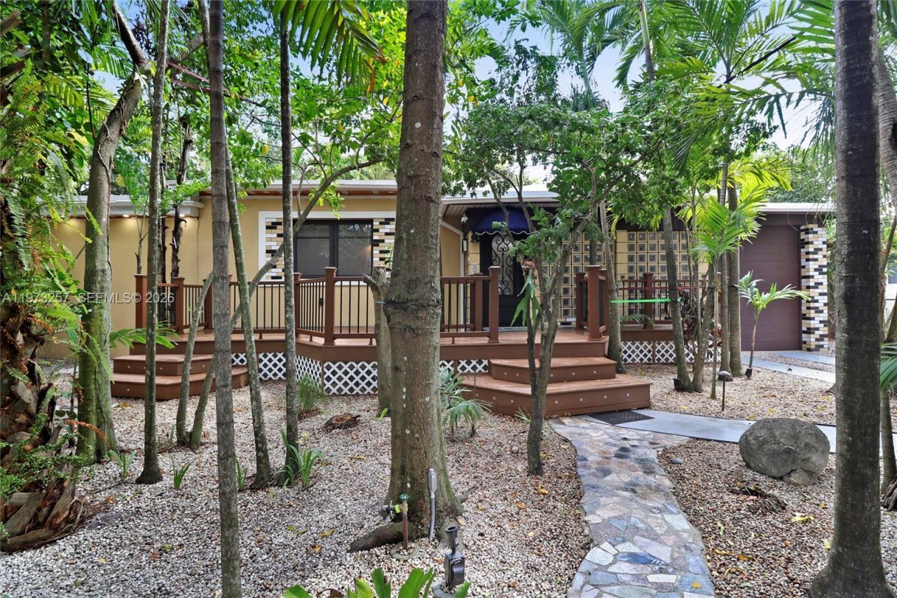 550 Quail Ave , Miami Springs, FL 33166 Photo