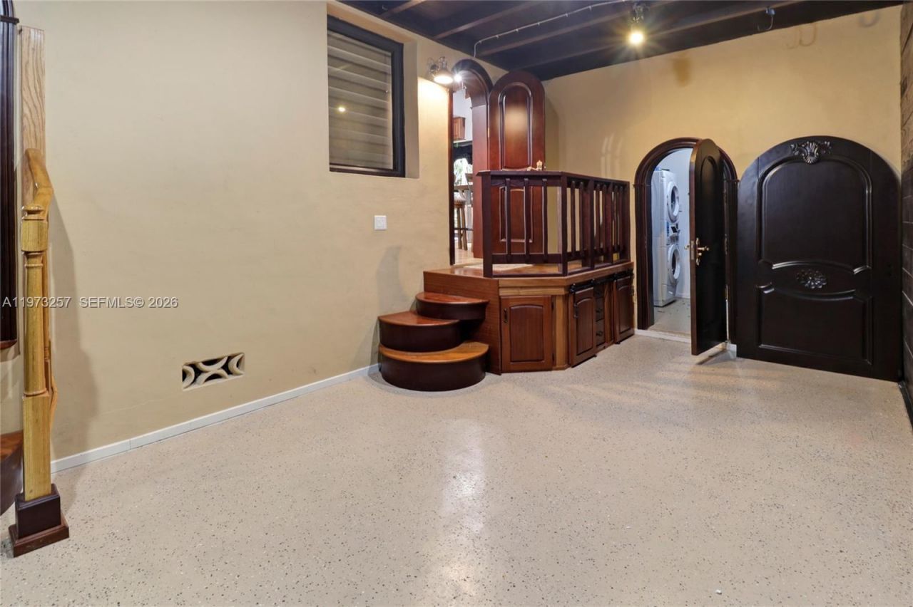 550 Quail Ave , Miami Springs, FL 33166 Photo